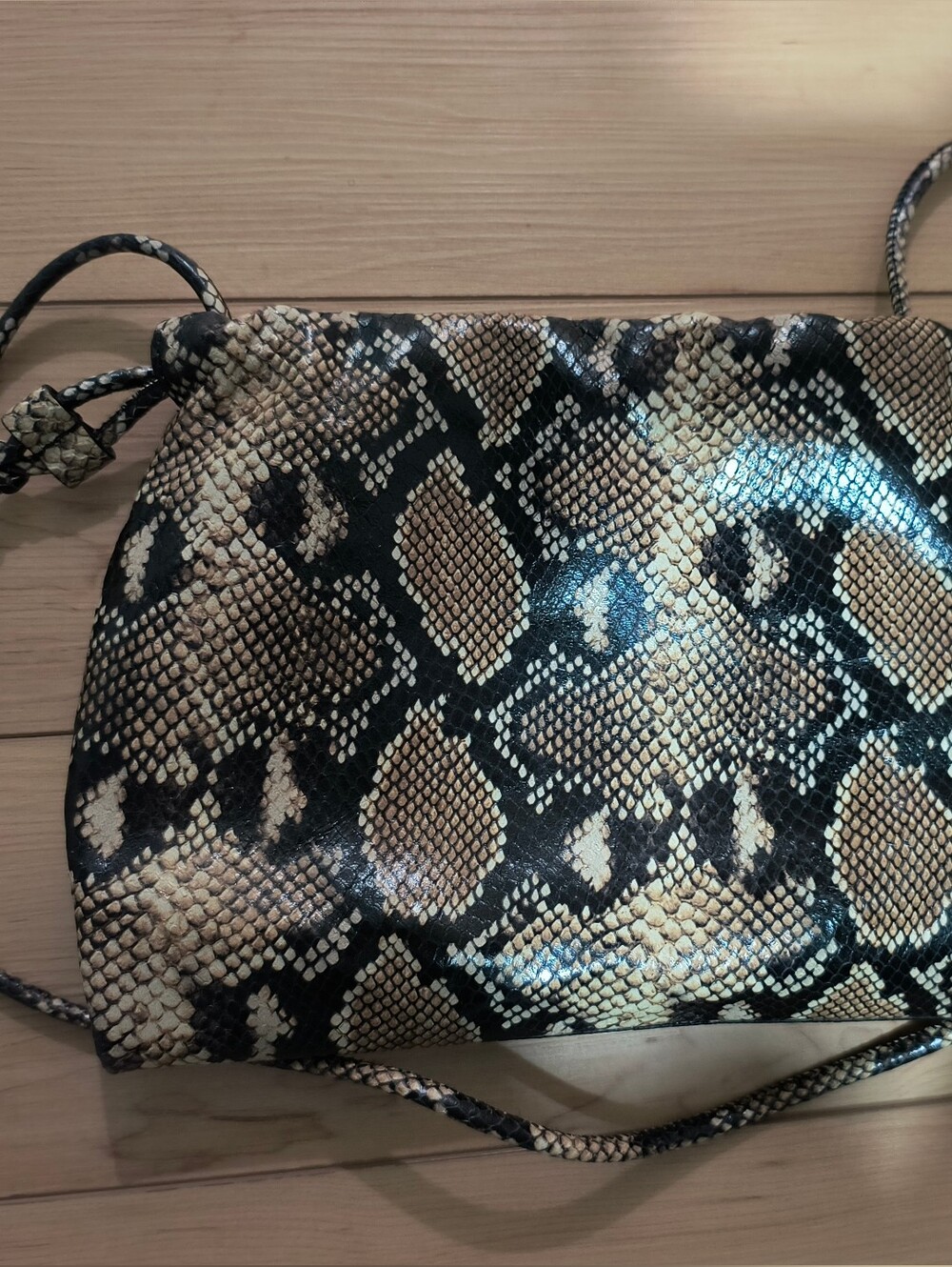 COS Mini Cavatelli Leather Clutch Snake Print - Picture 3 of 7